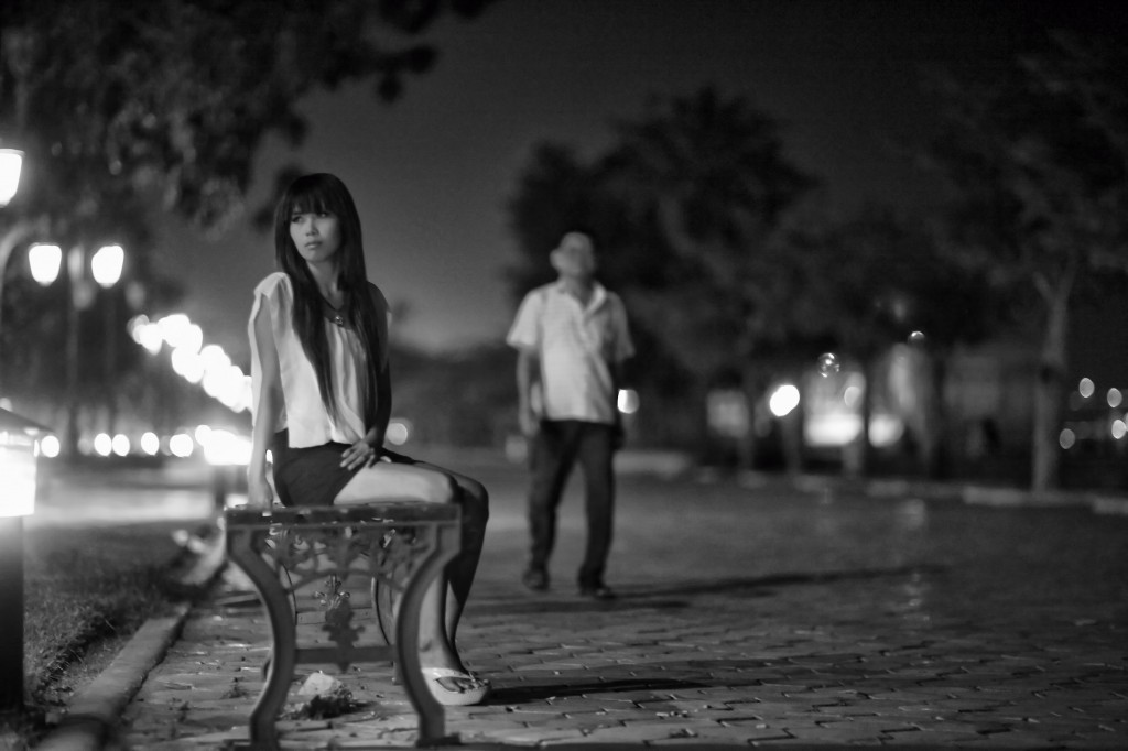 Workling on the Phnom Penh riverside.